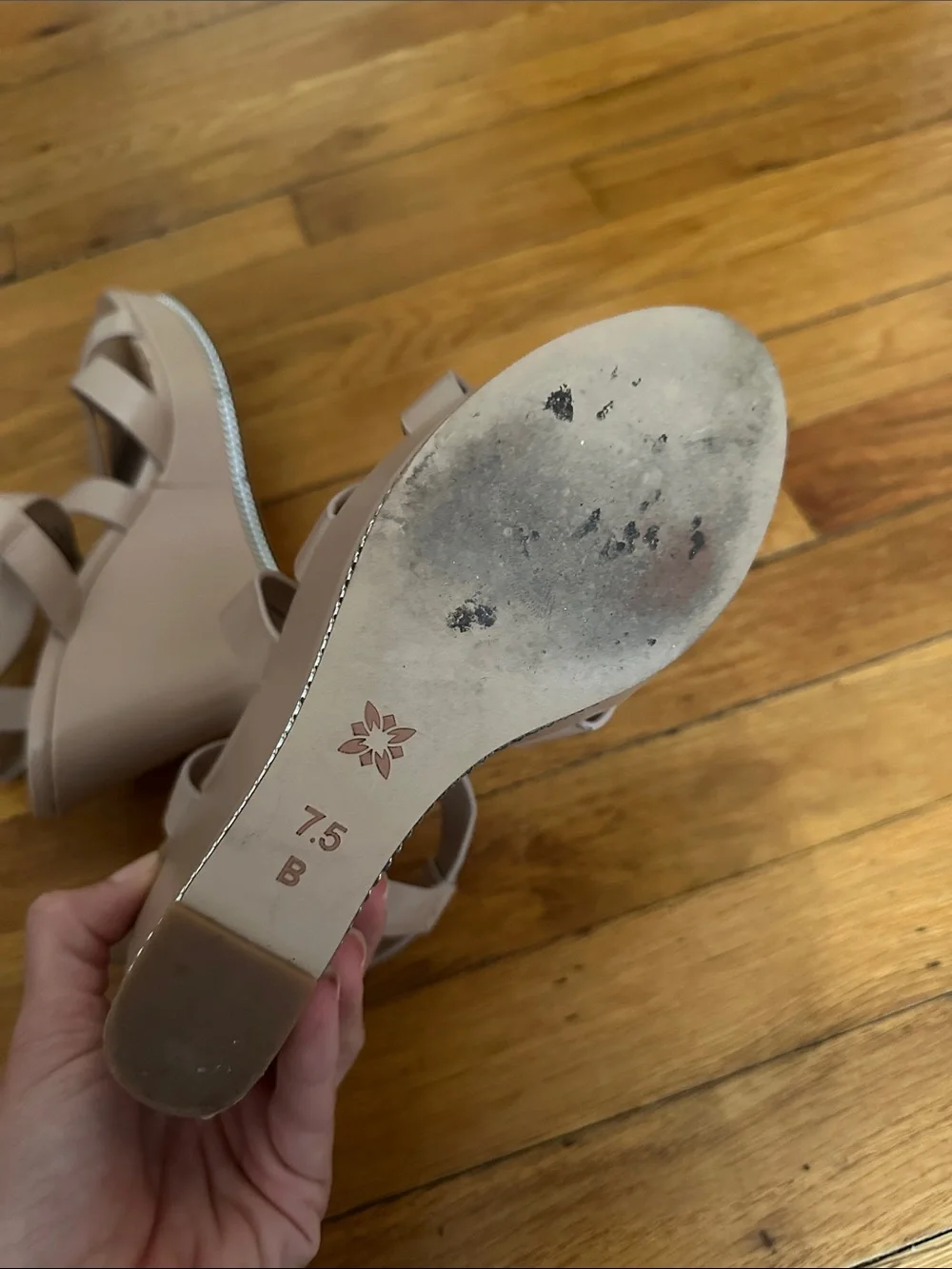 BCBGeneration stylish platform